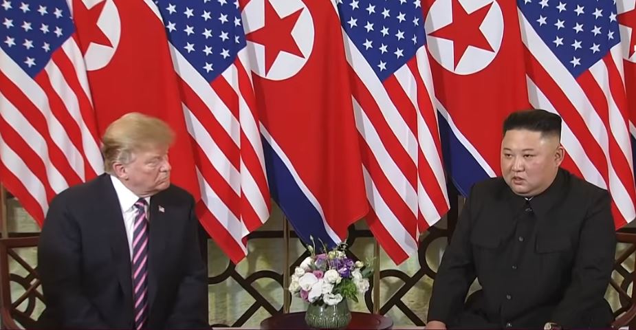 2019년 2월 베트남 하노이에서 열린 김정은 북한 노동당 총비서와 도널드 트럼프 미국 대통령의 2차 북미 정상회담.